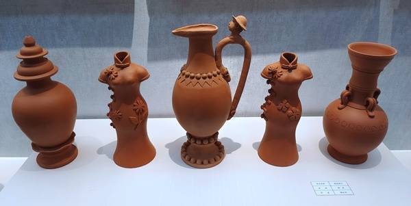 固原市原州區(qū)舉辦民間文藝創(chuàng)作大賽，傳承泥塑與刺繡技藝